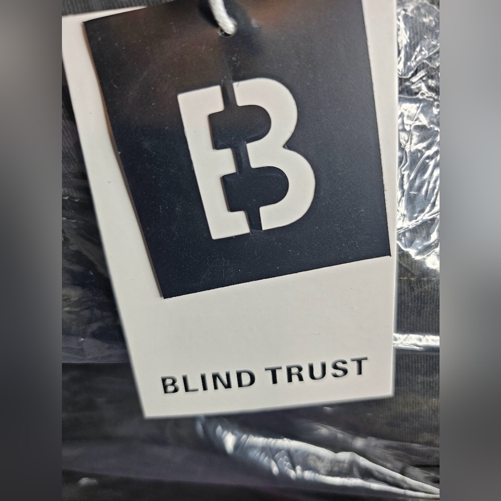 Blind Trust Men's Big & Tall, Distressed Camo Jeans,Size 54X32 ✨️NWT✨️ - Picture 6 of 12